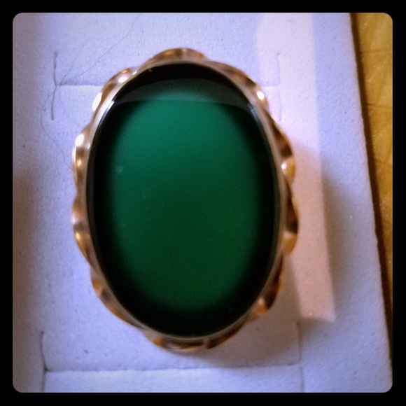 Jewelry - 12k gold filled green glass pin nice